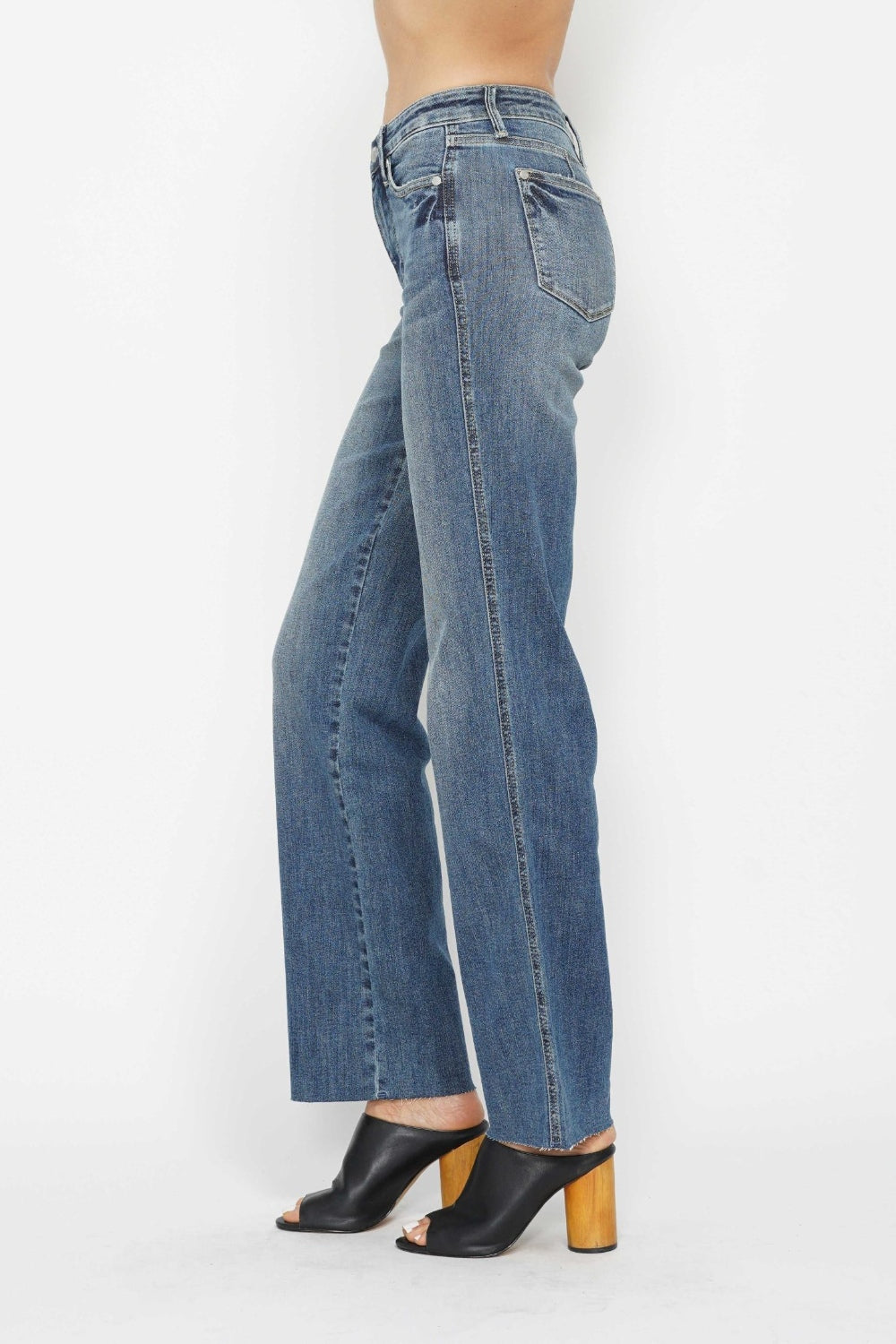 Judy Blue Full Size Tummy Control Straight JeansThe Tummy Control Straight Jeans are a must-have for anyone looking to slim and shape their midsection. Featuring innovative tummy control technology, these jeans pr