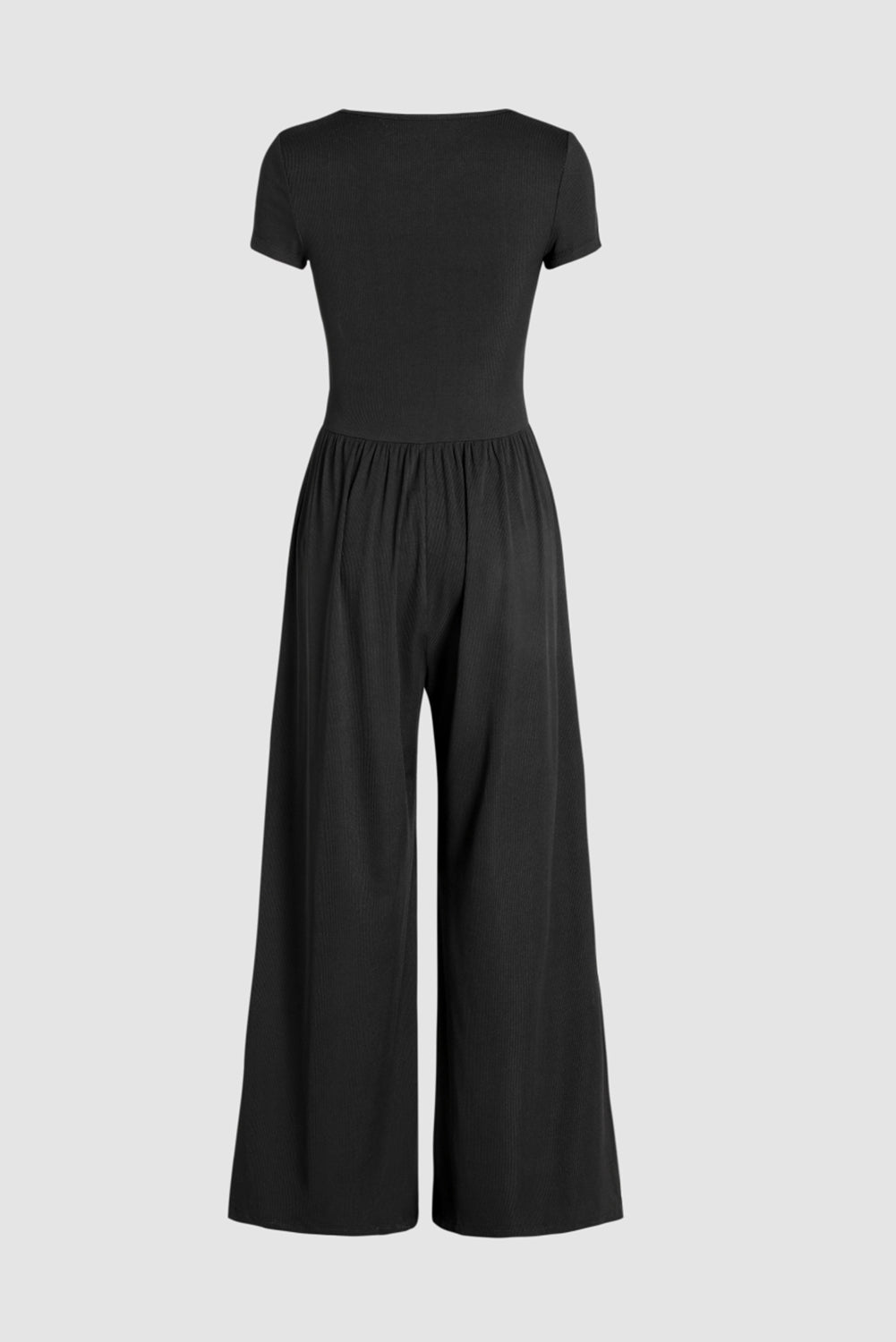 Black Pleated High Waist U Neck Short Sleeve JumpsuitMaterial:95%Polyester+5%Elastane

• Elevate your night club look with this chic black jumpsuit featuring a flattering high waist design and stylish pleats that effo