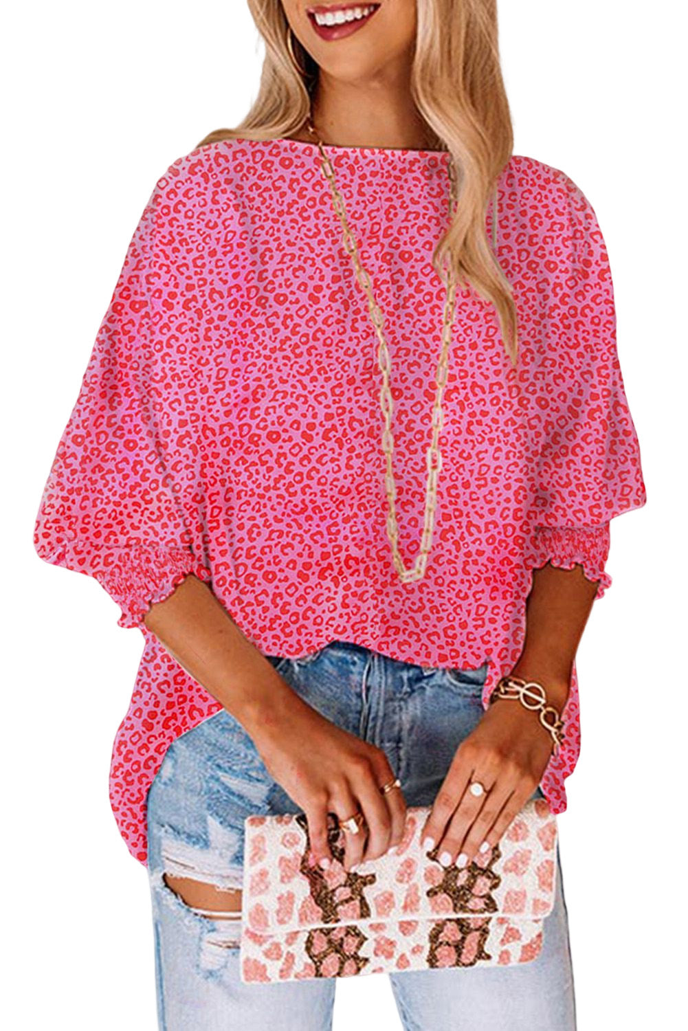 Pink Leopard Puff Sleeve Shirred Cuffs Oversized BlouseMaterial:100%Polyester



		It features a playful and feminine design with a pink leopard print, puff sleeves, and shirred cuffs for a unique touch.
	
	
		Made 