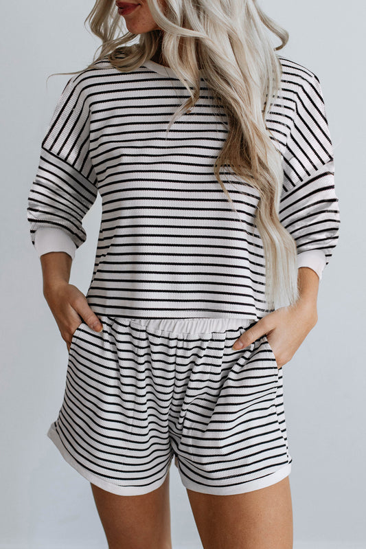 Black Stripe Textured 3/4 Sleeve Top and Shorts SetMaterial:50%Cotton+47%Polyester+3%Elastane

• Elevate your casual wardrobe with this shorts set, perfect for effortless everyday style.
• The textured fabric adds 