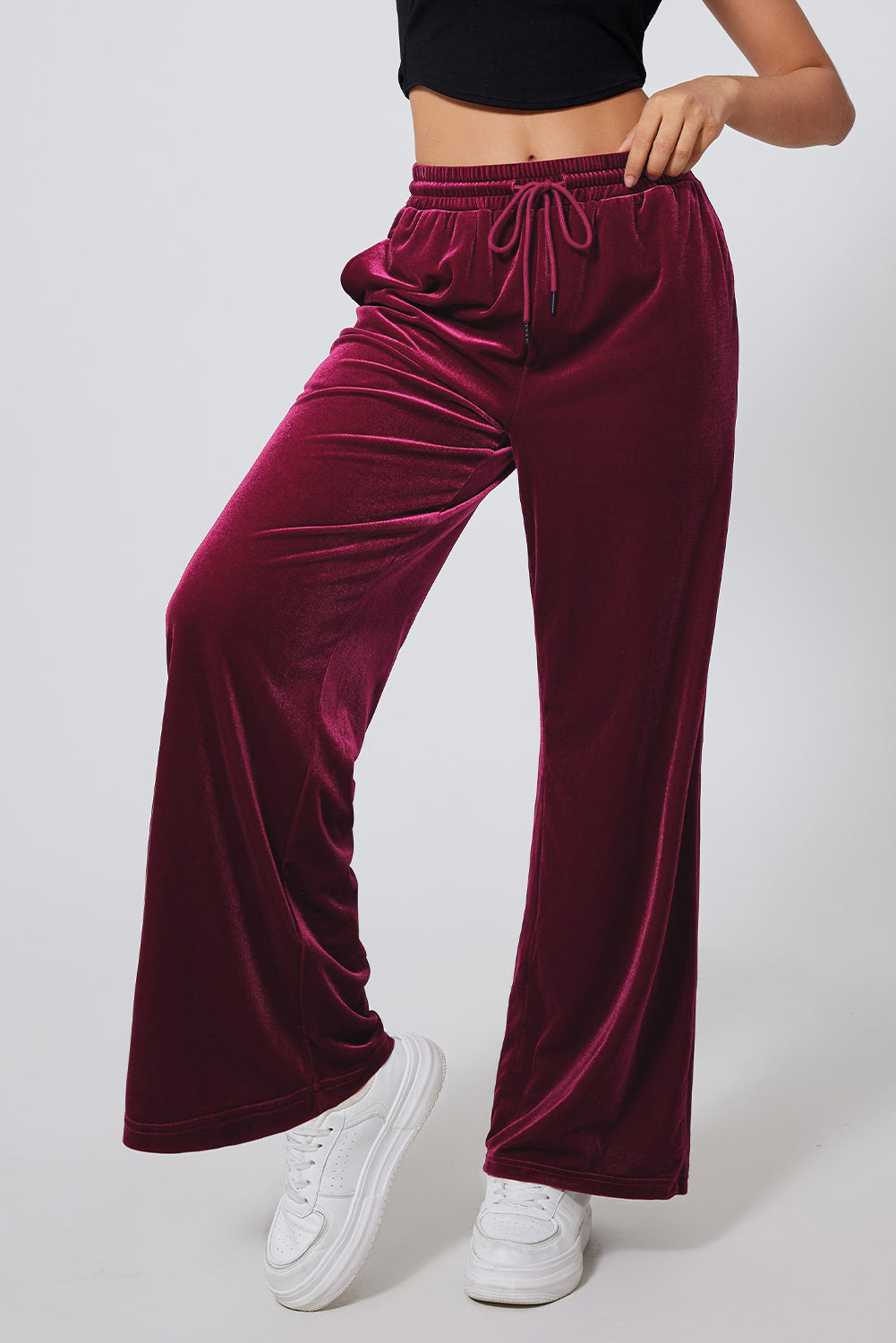 Burgundy Solid Drawstring Waist Wide Leg PantsMaterial:95%Polyester+5%Elastane

• Luxurious burgundy color adds a touch of sophistication to these wide-leg pants, suitable for both casual outings and formal eve