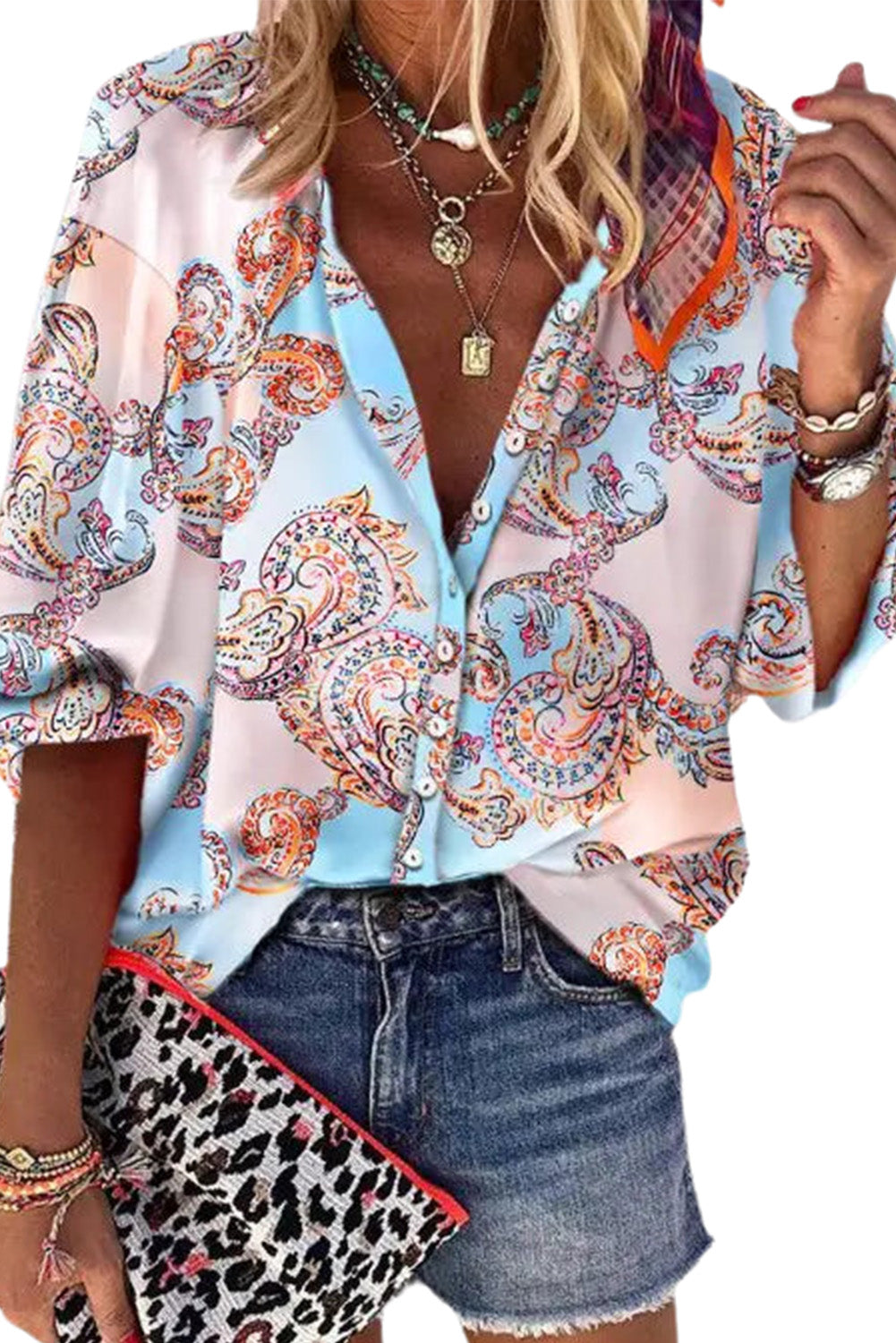 Sky Blue Boho Paisley Print Lantern Sleeve Button-Down BlouseMaterial:95%POLYESTER+5%ELASTANE



		This chic boho blouse is one item you won't want to miss
	
	
		Featured with lantern sleeves, buttons, and superior fabric