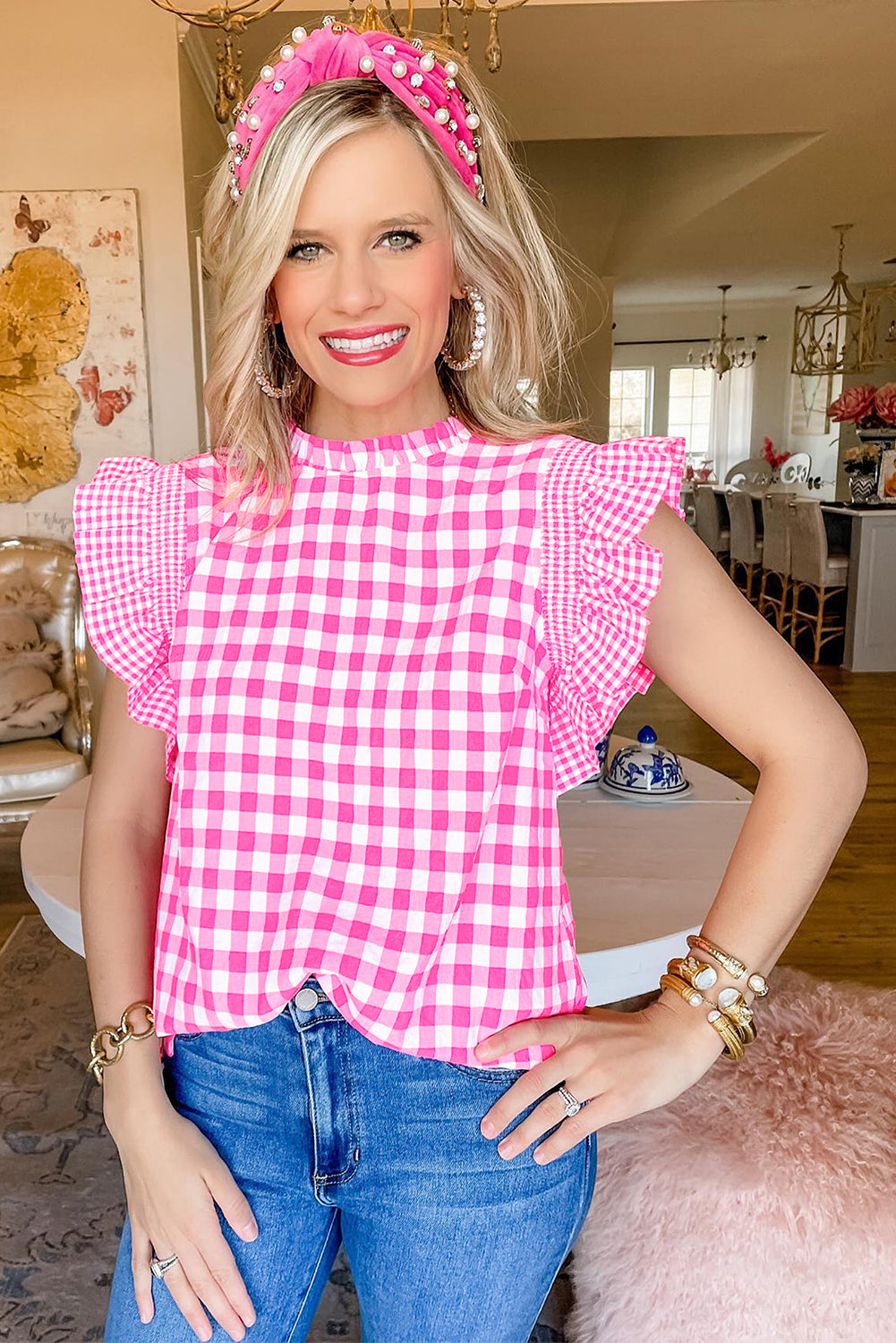 Rose Red Checkered Ruffled Trim Frilled Neck BlouseMaterial:100%Cotton

• Embrace a touch of elegance with the blouse, perfect for adding flair to your everyday look.
• The frilled neck detail elevates the classic 