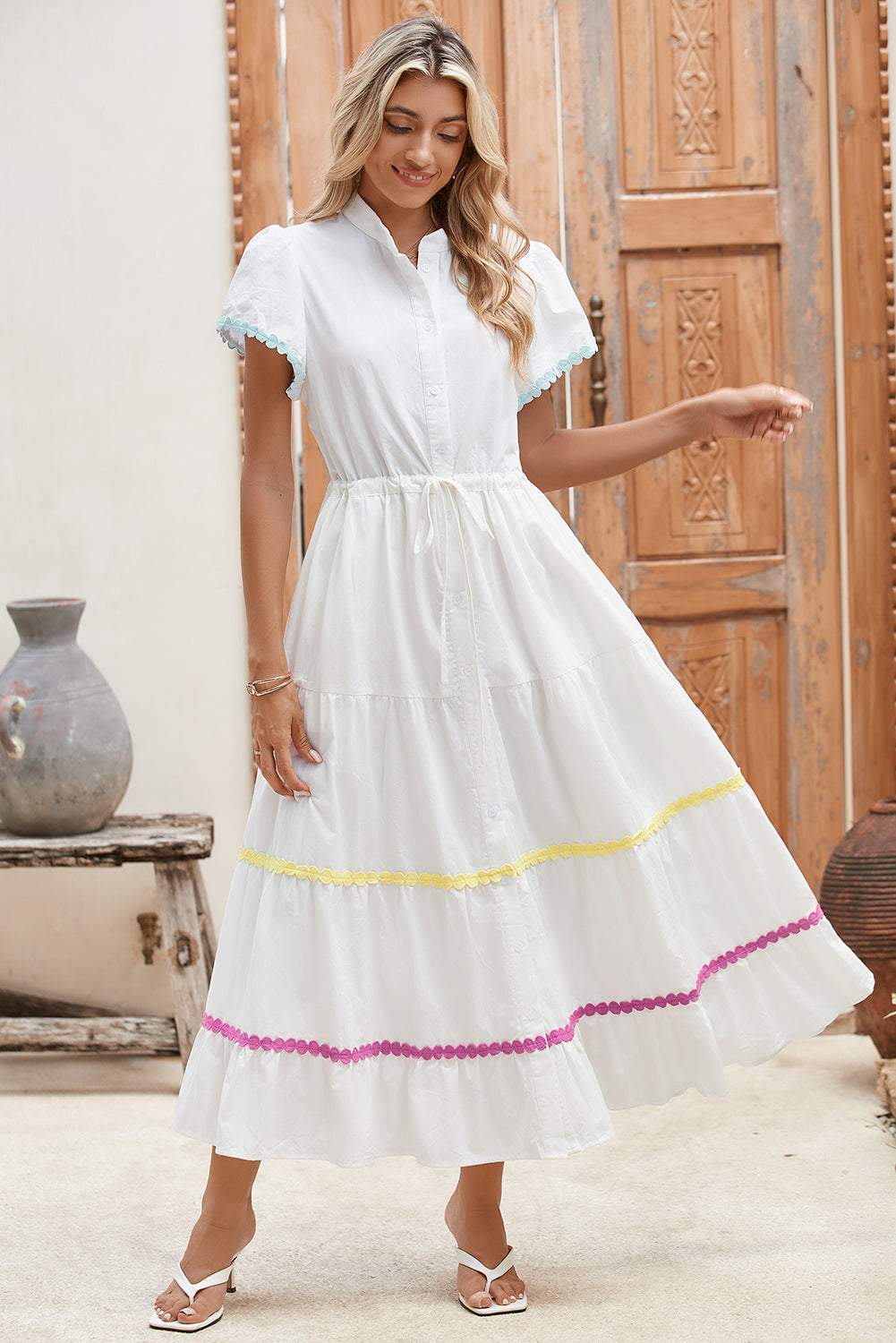 White High Waist Short Sleeve Tiered Shirt DressMaterial:100%Cotton



		The dress features a stylish and feminine design with delicate applique details, adding a touch of elegance to your outfit.
	
	
		Made 