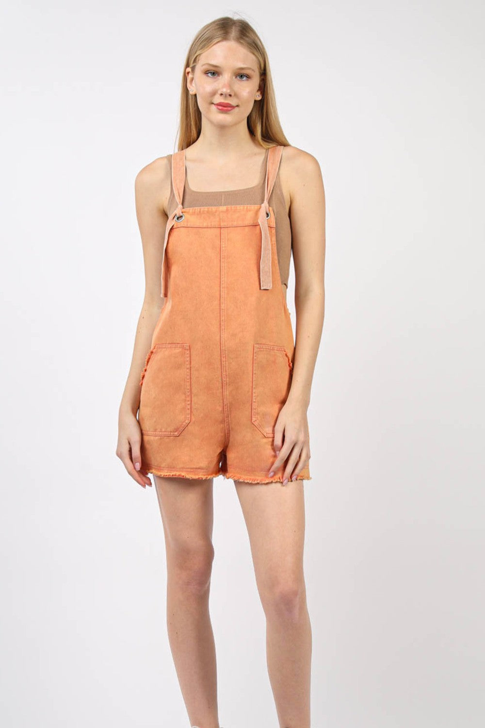 VERY J Washed Frayed Hem Denim OverallThis a trendy Washed Cotton Denim Casual Romper Overall that is not only stylish but also sustainable, perfect for vintage fashion lovers. This comfy sleeveless romp