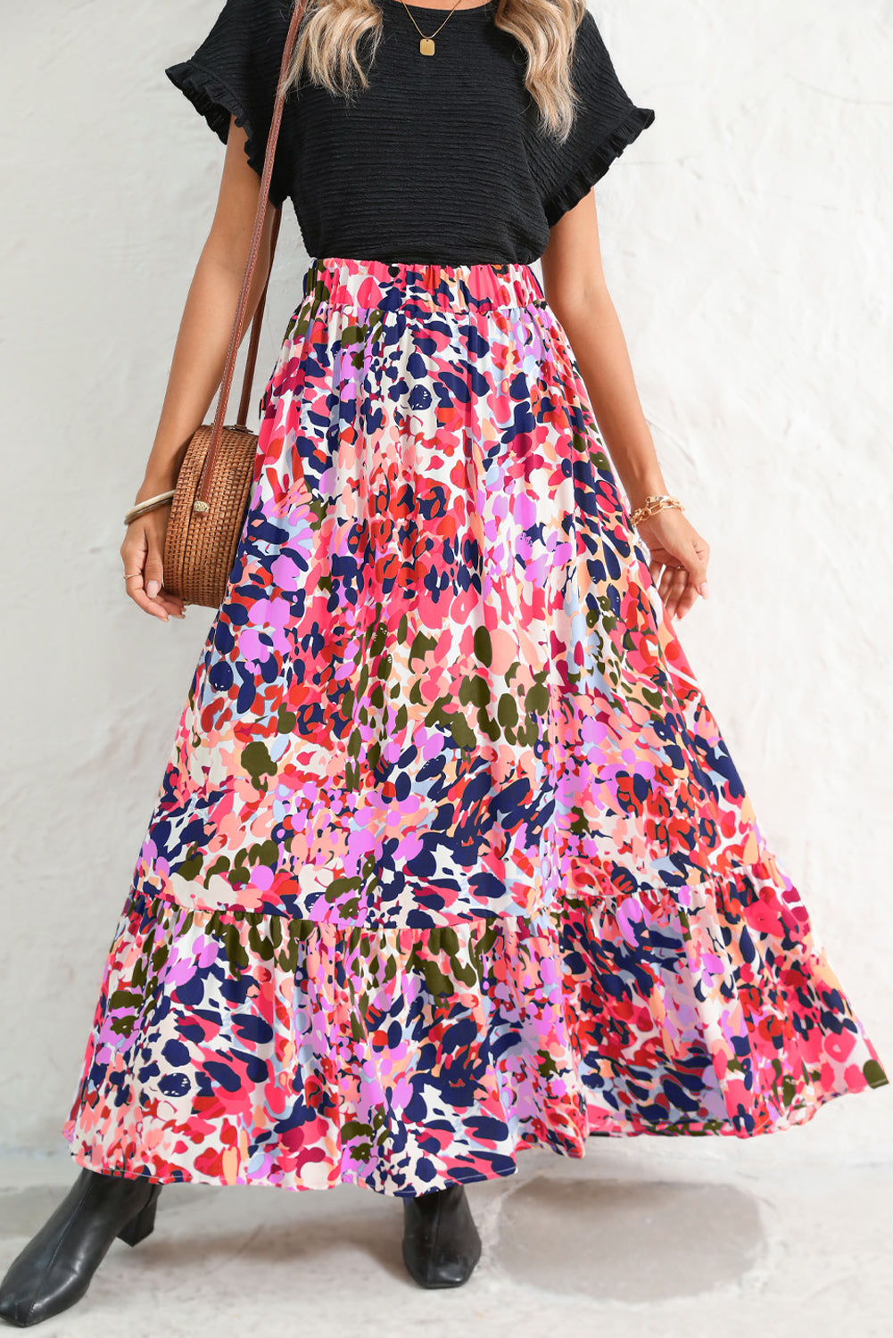 White Abstract Print High Waist Maxi SkirtMaterial:100%Polyester



		This maxi skirt is slender and elegant
	
	
		The abstract floral print adds extra feminine charm
	
	
		The elastic waist is easy 