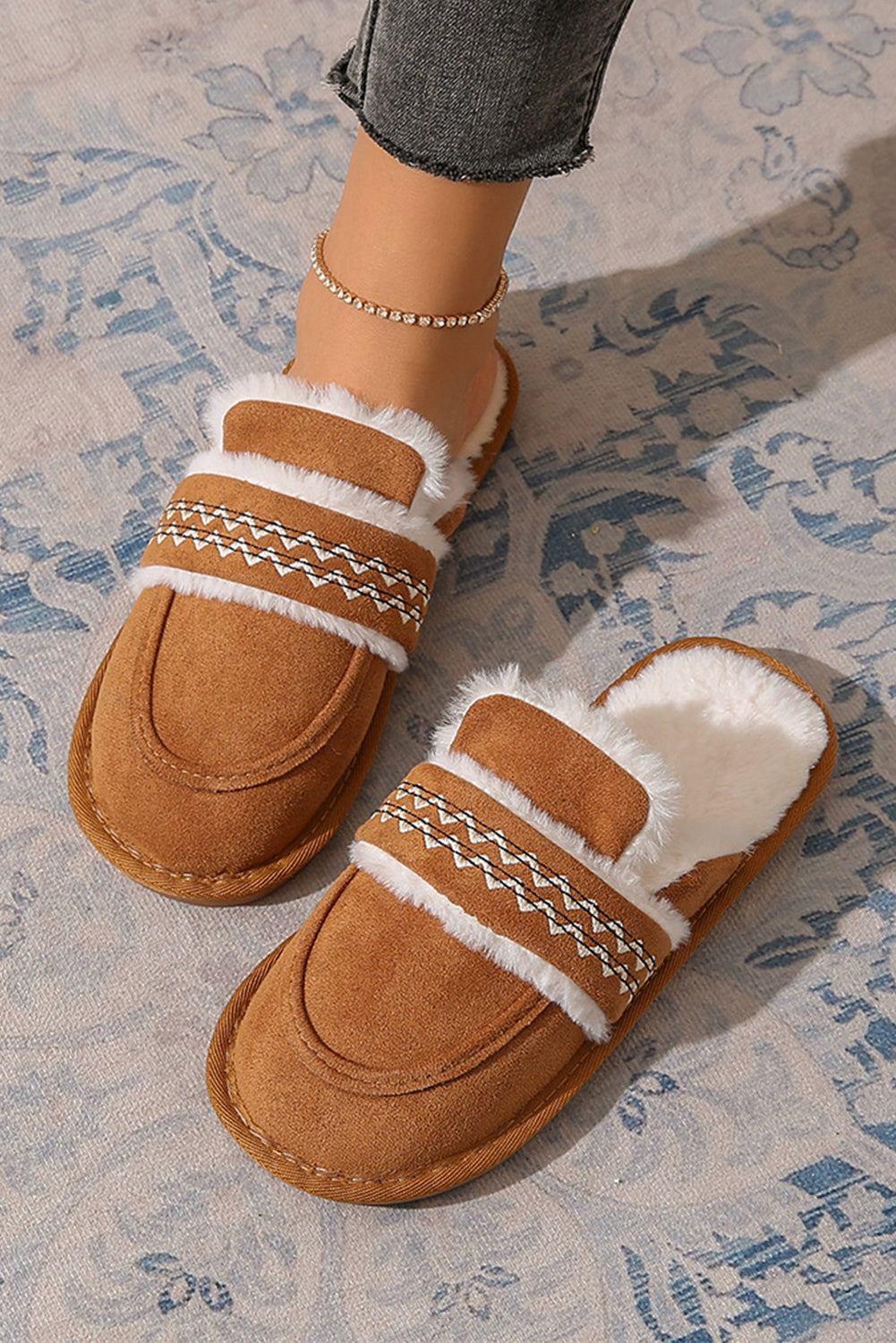 Chestnut Suede Wavy Striped Plush Lined Home SlippersThe plush lining ensures ultimate comfort and warmth during chilly evenings.
	
	
		Slip-on style for convenience and ease of wear, perfect for lounging around the