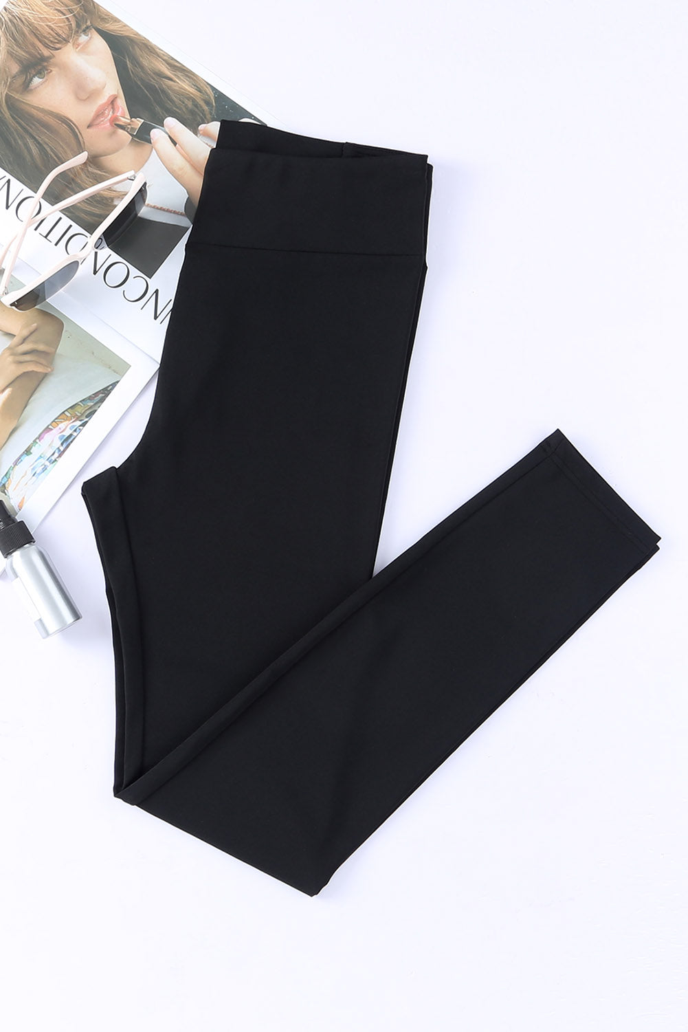 Black Criss Cross Tummy Control High Waisted LeggingsMaterial:90%Polyester+10%Elastane



		•MOQ: From $39
	
	
		•Dropshipping: Place orders at Shewin, and we will ship the merchandise directly to your customers. 