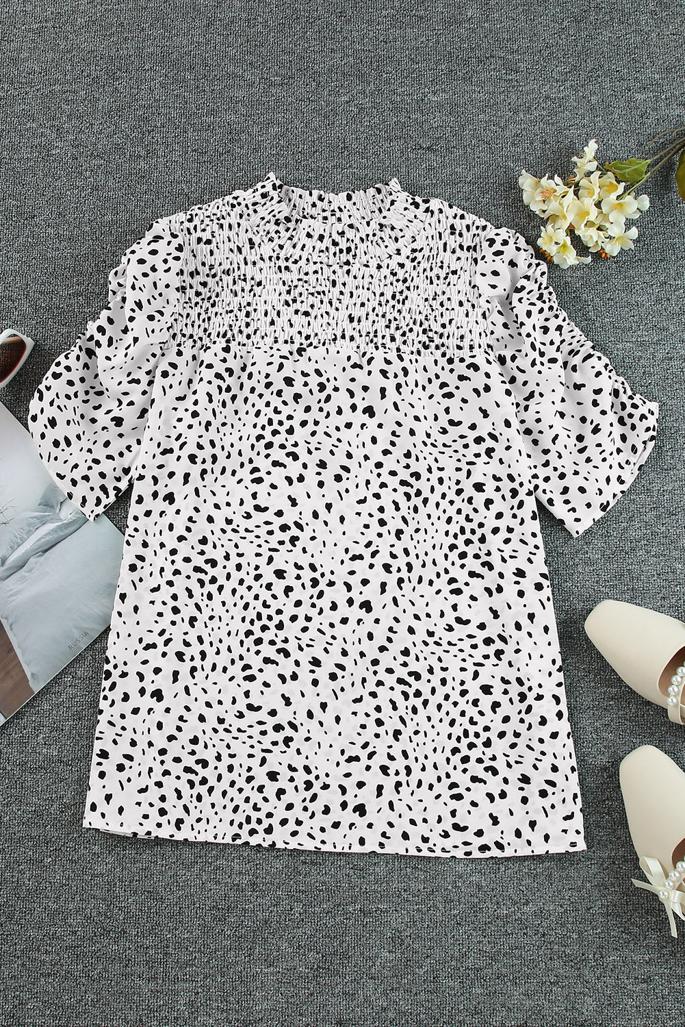 White Leopard Smocked Casual Bubble Sleeve BlouseMaterial:100%Polyester



		•MOQ: From $39
	
	
		•Dropshipping: Place orders at Shewin, and we will ship the merchandise directly to your customers. Our dropshi