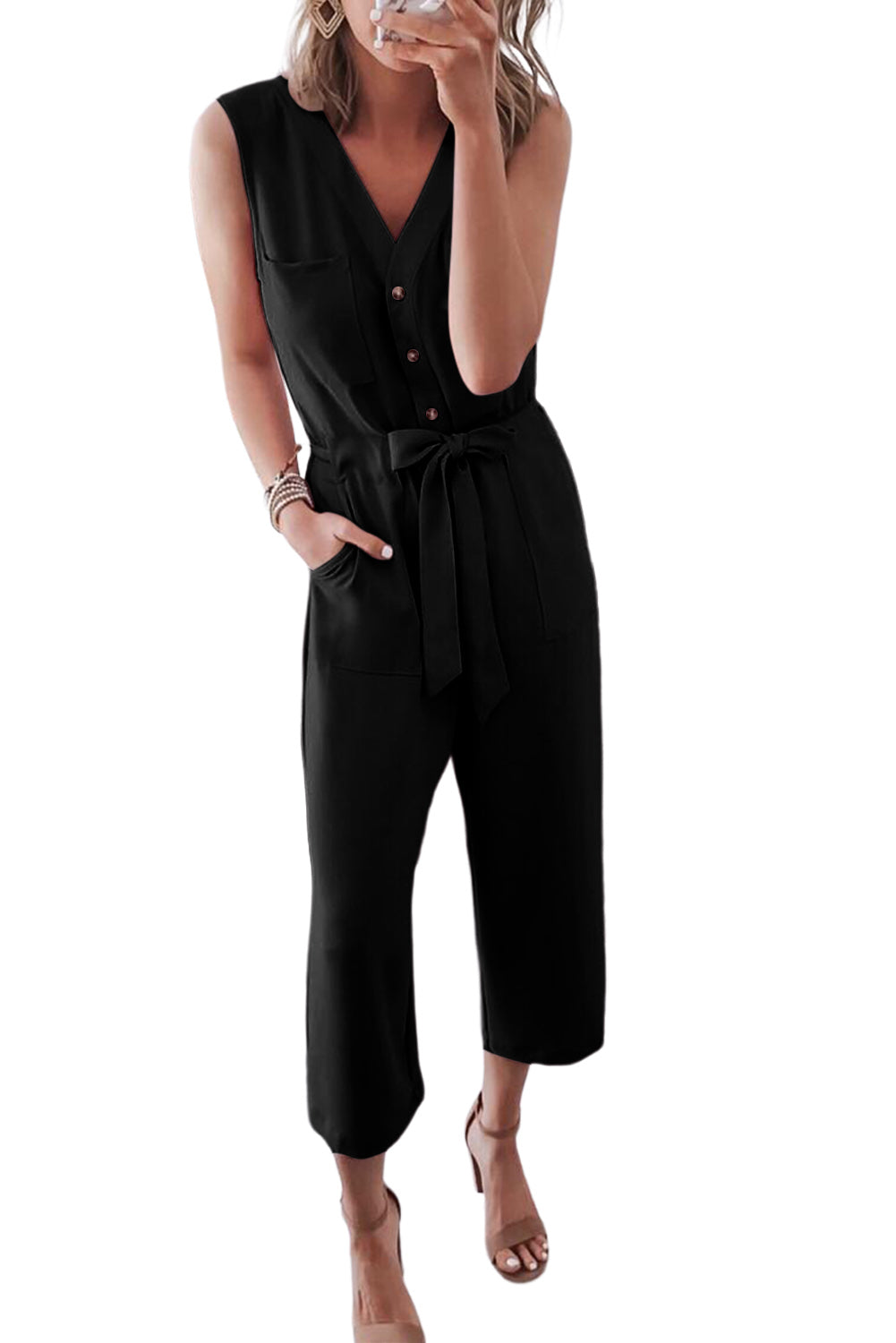 Pink Buttoned Sleeveless Cropped Jumpsuit With SashMaterial:95%POLYESTER+5%ELASTANE



		The
chic jumpsuit features a button-up front and a sleeveless design, making it
perfect for warm weather
	
	
		The
crop