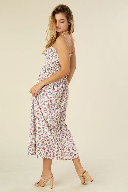 Smocked cami maxi dress- Smocked cami maxi dress- Pattern type : floral print- Sleeve type : sleeveless- Stretch : stretch- Sheer : lined. no see through- Care instruction : machine wash c