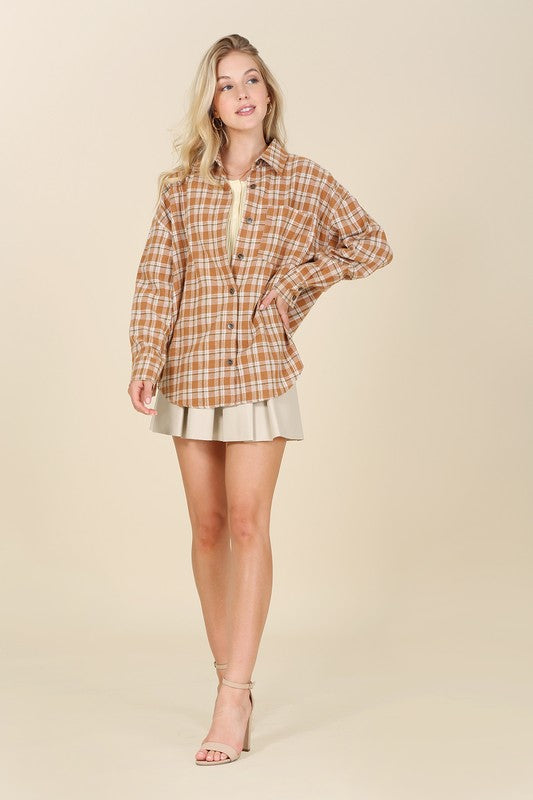 Autumn beige plaid shirts- Autumn beige plaid shirts, 7 buttons at center front and 2 buttons at each cuff, 1 pocket at left chest, shirt tail- Pattern type : plaid- Neck line : shirt collar