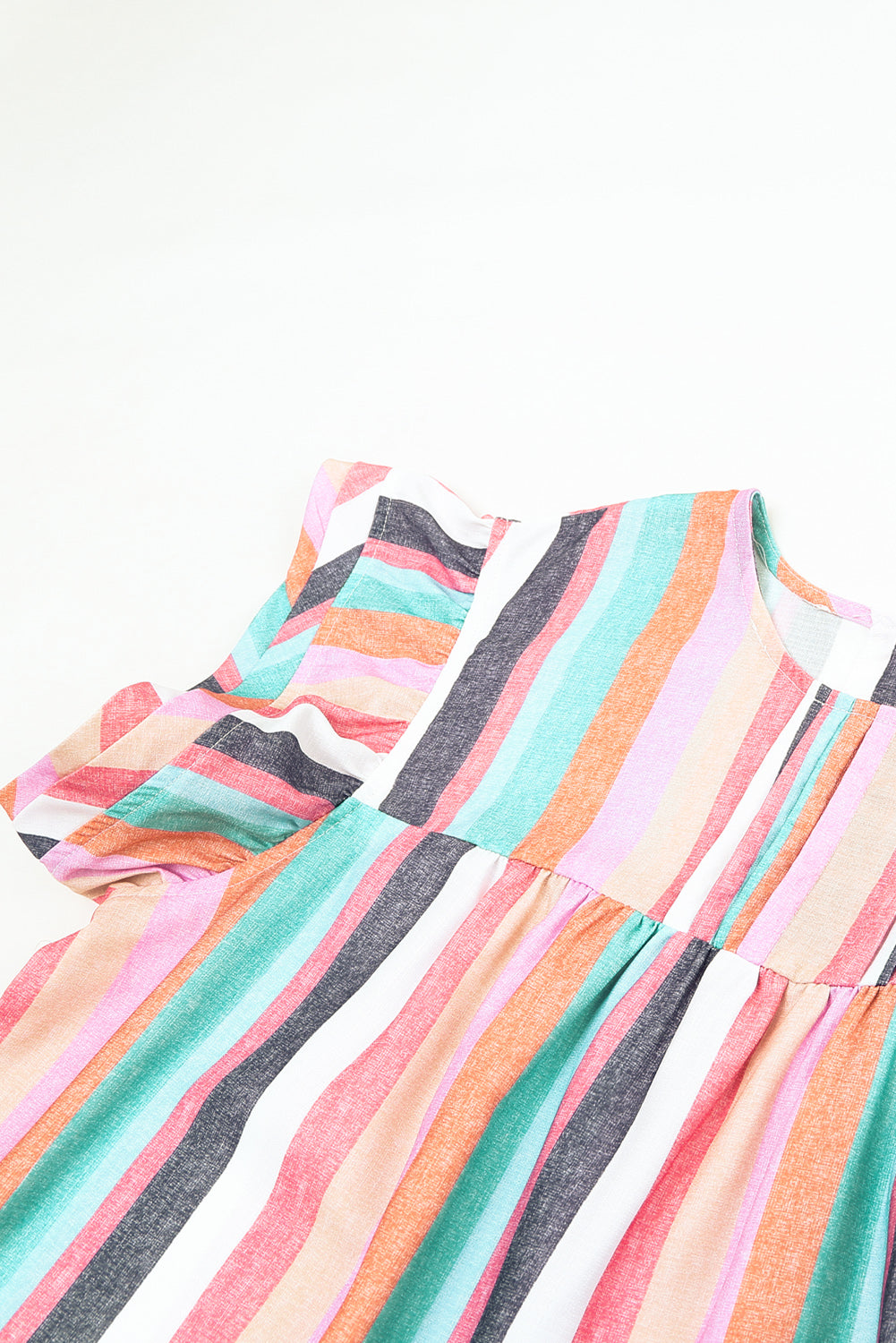 Multicolor Striped Back Button Keyhole Layered Sleeve BlouseMaterial:100%Polyester



		Vibrant and eye-catching striped print design.
	
	
		Tiered sleeves add a unique and stylish touch to the blouse.
	
	
		Pair with