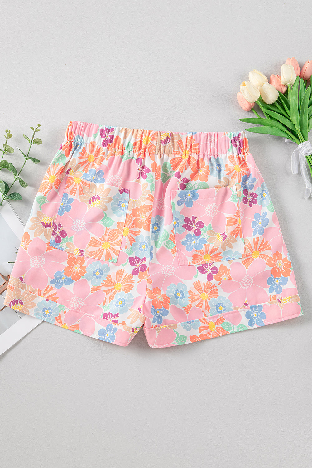 Pink Pockets Lace-up Elastic Waist Floral Shorts