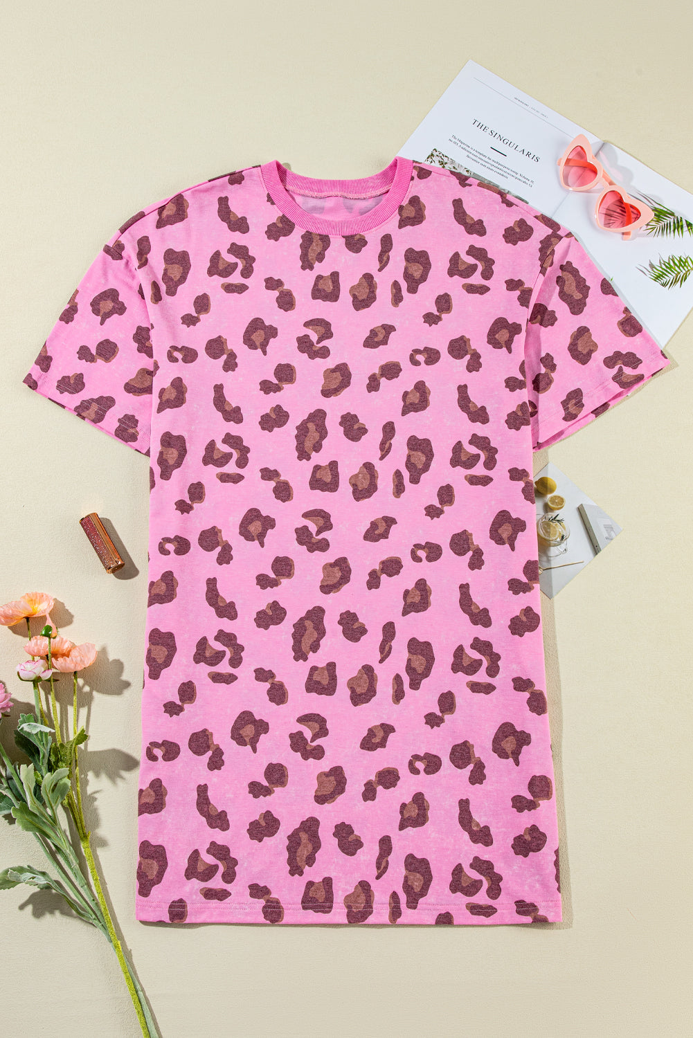 Pink Leopard Mineral Wash Side Pocket T Shirt Mini DressMaterial:65%Polyester+30%Cotton+5%Elastane

• Embrace your inner wild side with the dress, perfect for adding a pop of color to your wardrobe.
• Stay comfortable a