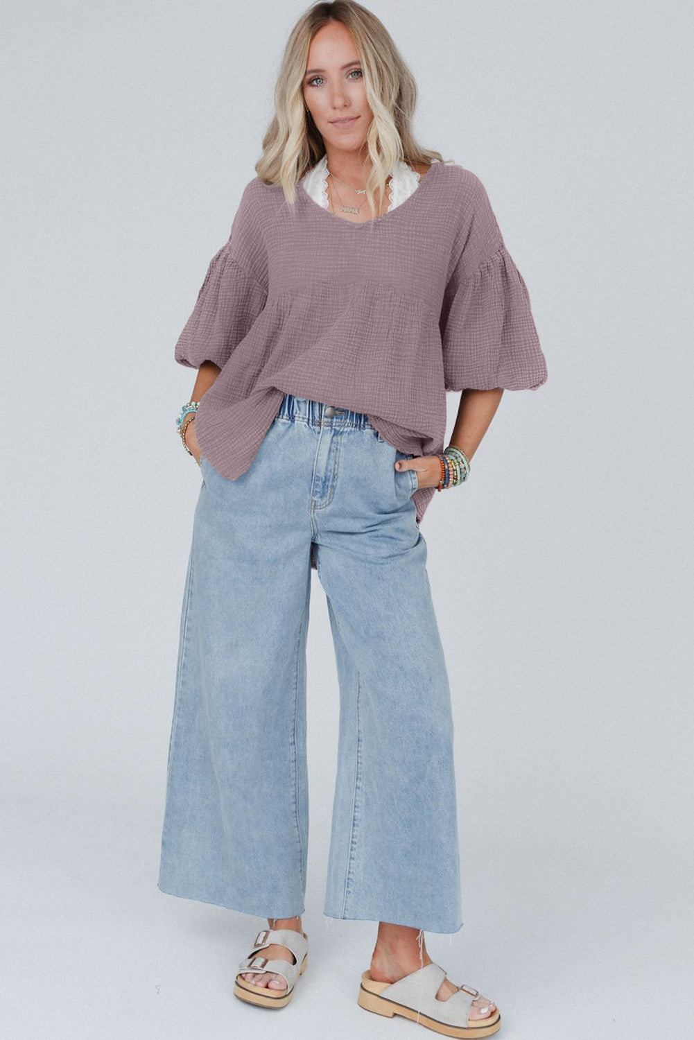 Gray Textured V Neck Bubble Sleeve Flared TopMaterial:100%Cotton



		You may regret missing out on such a lovely top
	
	
		V-neck, playful puffy sleeves, and casual fit have always been popular
	
	
		T