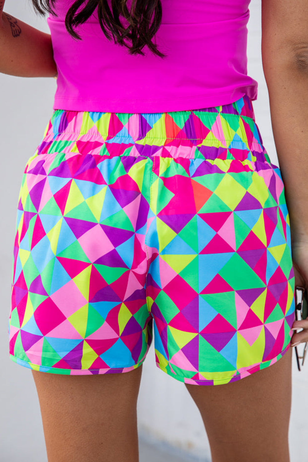 Pink Plaid Print High Waisted Athletic ShortsMaterial:100%Polyester



		Look and feel your best during your next workout with these Plaid High Waisted Athletic Shorts
	
	
		The bold plaid print adds a tou