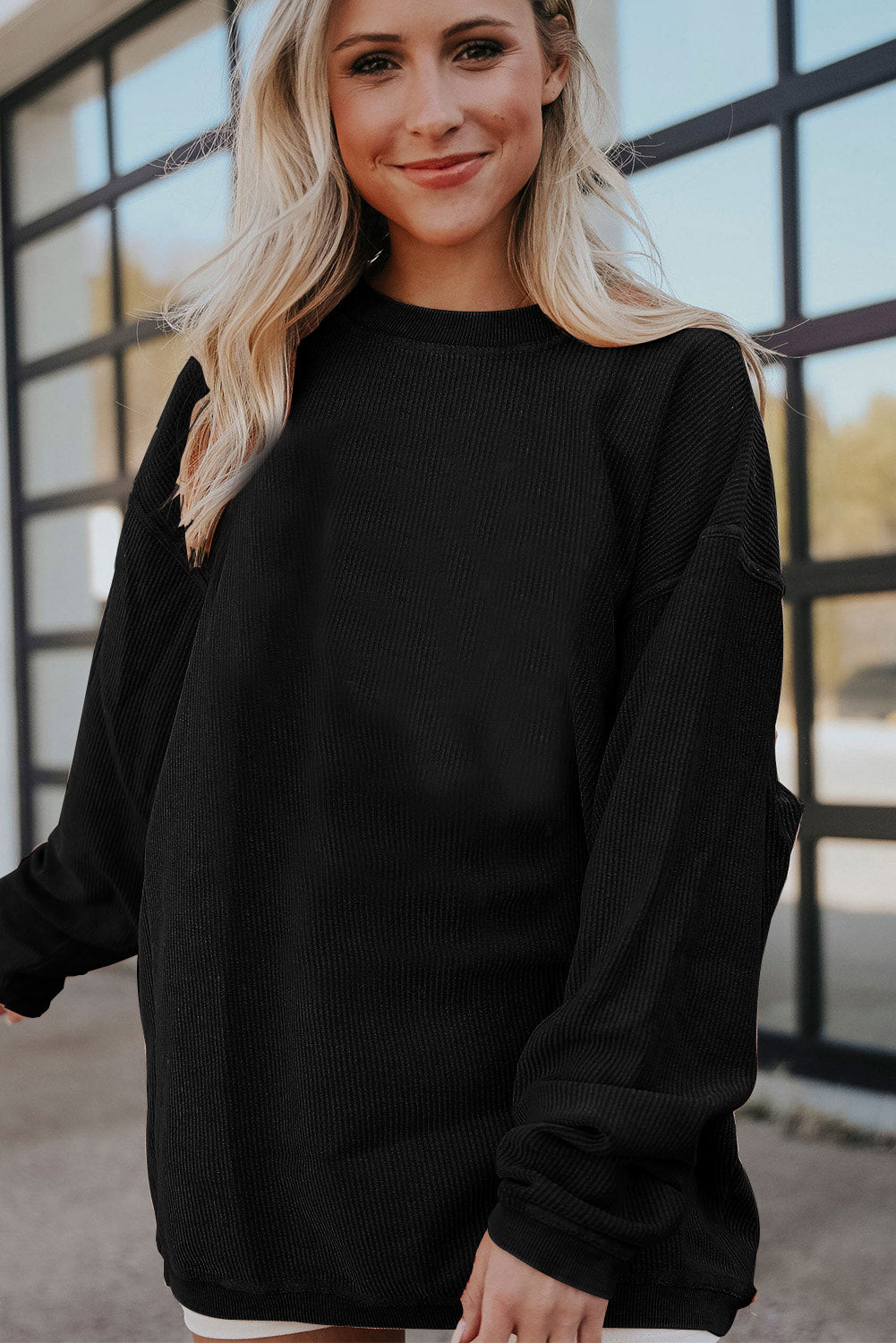 Dark Blue Plain Drop Sleeve Crinkle Rib Oversized SweatshirtMaterial:100%Polyester

• Effortlessly stylish, this dark blue oversized sweatshirt exudes a laid-back vibe perfect for casual outings. 
• Crafted from high-qualit