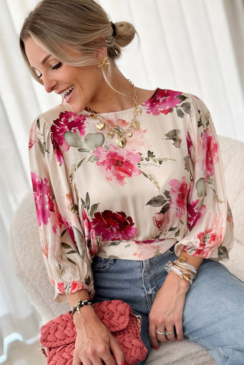 Rose Floral 3/4 Sleeve Lace-up Back BlouseMaterial:100%Polyester

• The Rose Floral 3/4 Sleeve Lace-up Back Blouse adds a touch of elegance with its delicate rose pattern and lace-up back detail.
• Featuri