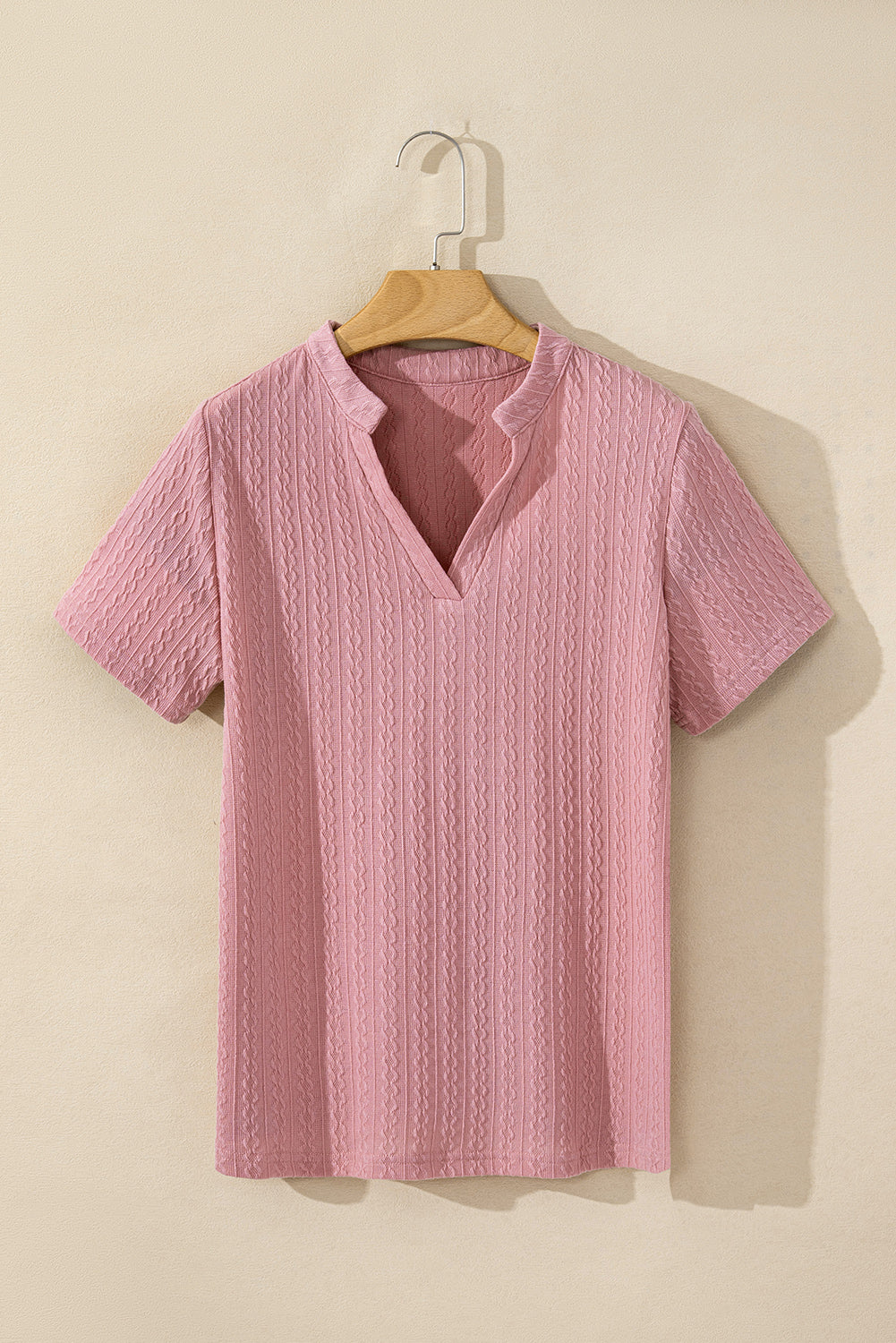 Pink Twisted Textured V-Neck Short Sleeve BlouseMaterial:97%Polyester+3%Elastane



		The blouse is a stylish and versatile top that adds a touch of sophistication to any outfit.
	
	
		With its twisted textur