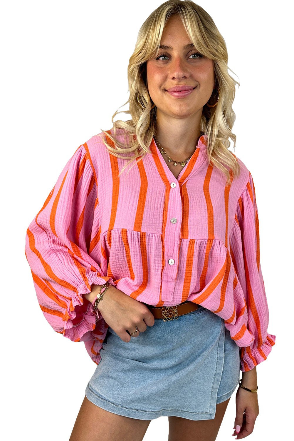 Orange Stripe Crinkle Ruffle Sleeve Loose TopMaterial:100%Cotton

• Effortlessly stylish, this loose top features vibrant stripes that add a pop of color to any outfit, perfect for casual outings or a day at t