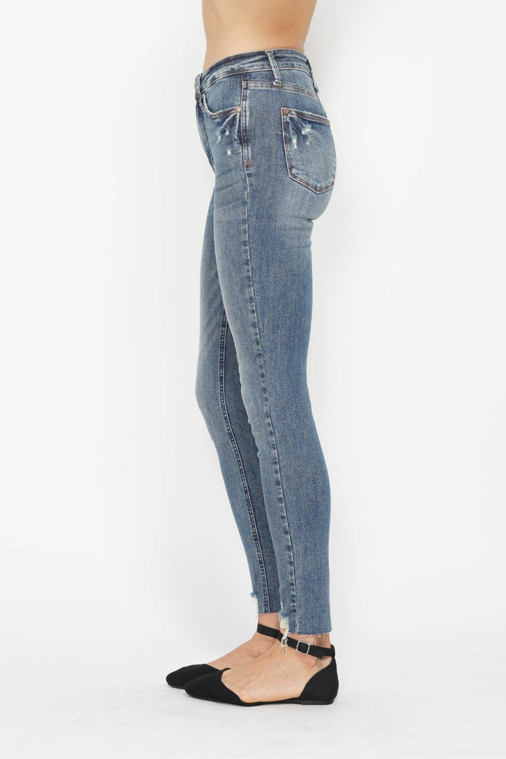 Judy Blue Full Size Tummy Control Vintage Wash Hem Destroy Skinny JeanThe Tummy Control Vintage Wash Hem Destroy Skinny Jeans are a versatile and stylish choice featuring a vintage wash and distressed hem detailing. Designed with tummy