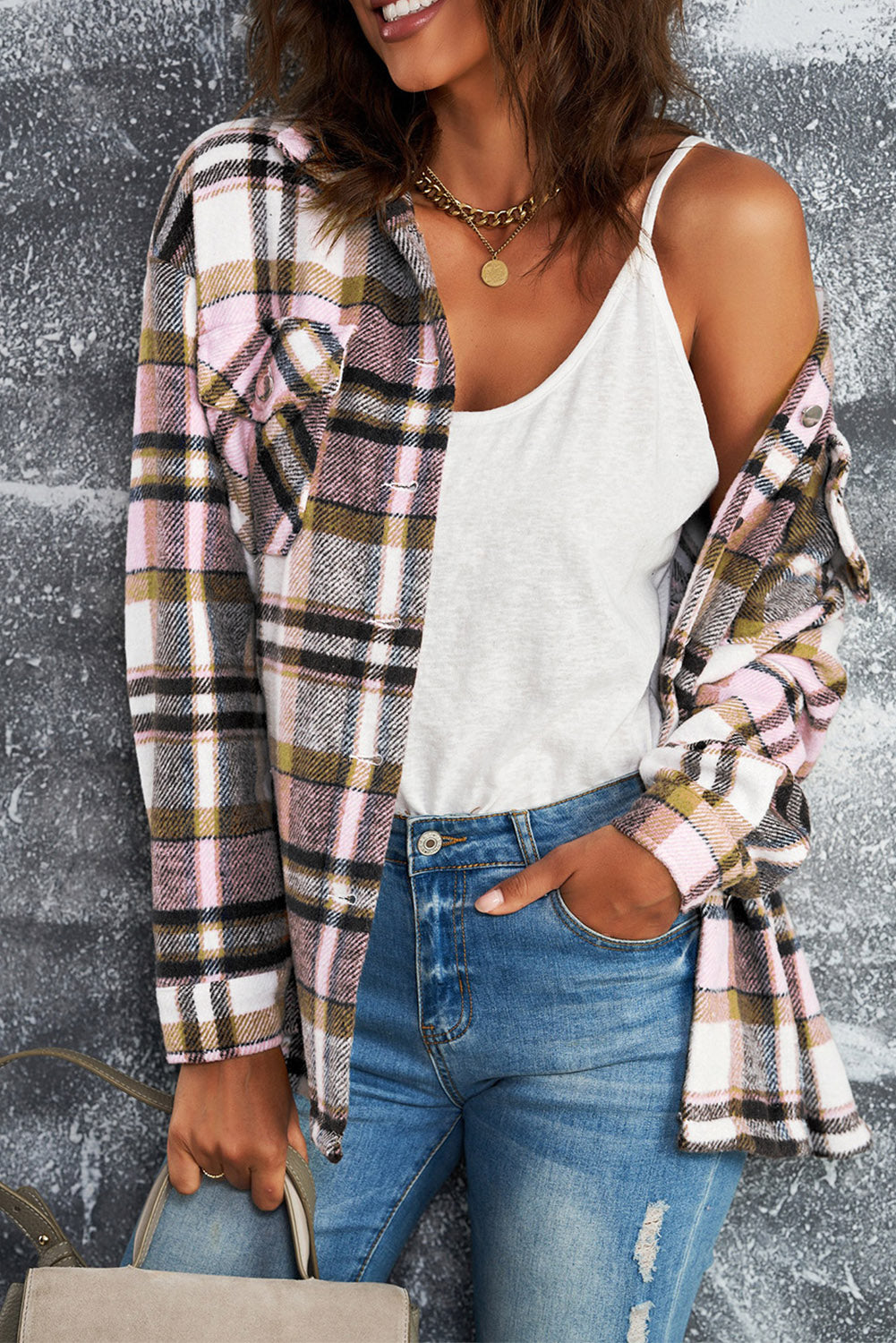 Khaki Plaid Print Casual Button Up Pocket ShacketMaterial:100%Polyester



		Sweet yet rugged plaid details adorn this cozy shirt
	
	
		Designed with a button front, long sleeves, large front pockets &amp; an 