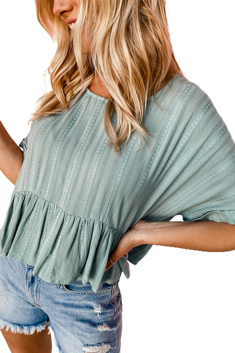 Laurel Green Textured Ruffle Hem Short Sleeve BlouseMaterial:80%Viscose+20%Linen



		This chic blouse exudes a sheer silhouette that adds a touch of elegance
	
	
		Designed with a relaxed fit, this blouse allows