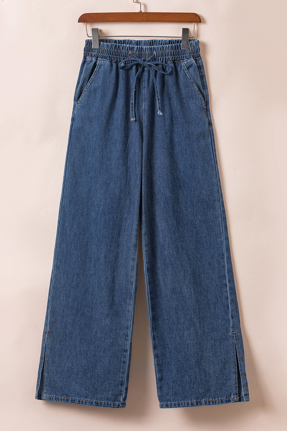 Medium Grey Drawstring Elastic Waist Wide Leg JeansMaterial:82%Cotton+10%Polyester+8%Viscose



		Discover the perfect combination of style and comfort with these wide-leg jeans. 
	
	
		Their relaxed and flowy s