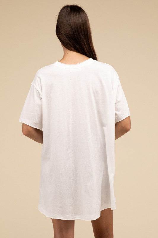 Cotton Drop Shoulder Oversized TopThe Cotton Drop Shoulder Oversized Top is a chic and comfortable addition to your wardrobe. With raw edge details adding a touch of edge, this top offers a relaxed, 