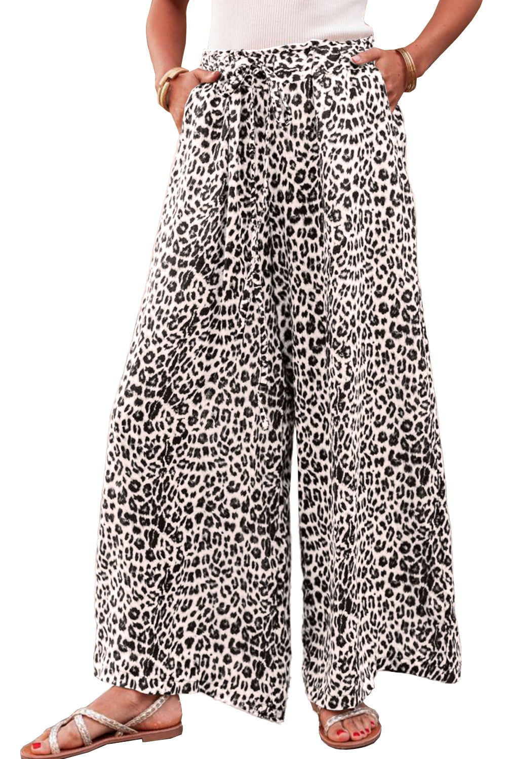 Beige Boho Leopard Print Wide Leg PantsMaterial:95%Polyester+5%Elastane



		Achieve a fierce and wild look with these animal print pants. 
	
	
		The oversized fit and wide-leg design infuse a chic b