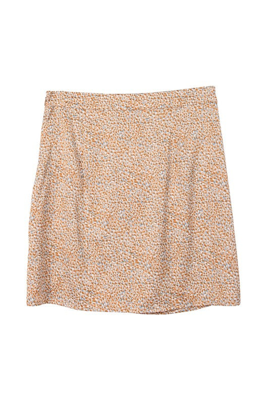 Leopard print shirred skirt*Leopard print ruched mini skirt*Pattern type : leopard print*Stretch : no stretch*Sheer : not lined, but not sheer*Care instruction : machine wash cold, only non-ch