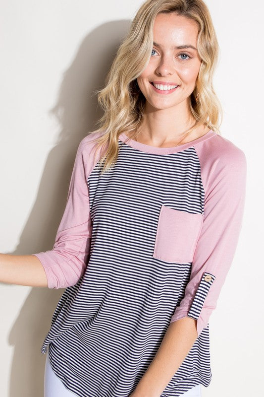 STRIPE SOLID ROLL UP SLEEVE TOPPIN STRIPE AND SOLID MIXED ROUND NECK POCKET ROLL OVER 3/4 SLEEVE TOP- MADE IN U.S.A.
Style: Casual
Print / Pattern: PIN STRIPE AND SOLID
Fit: Regular
Neck Line: ROU