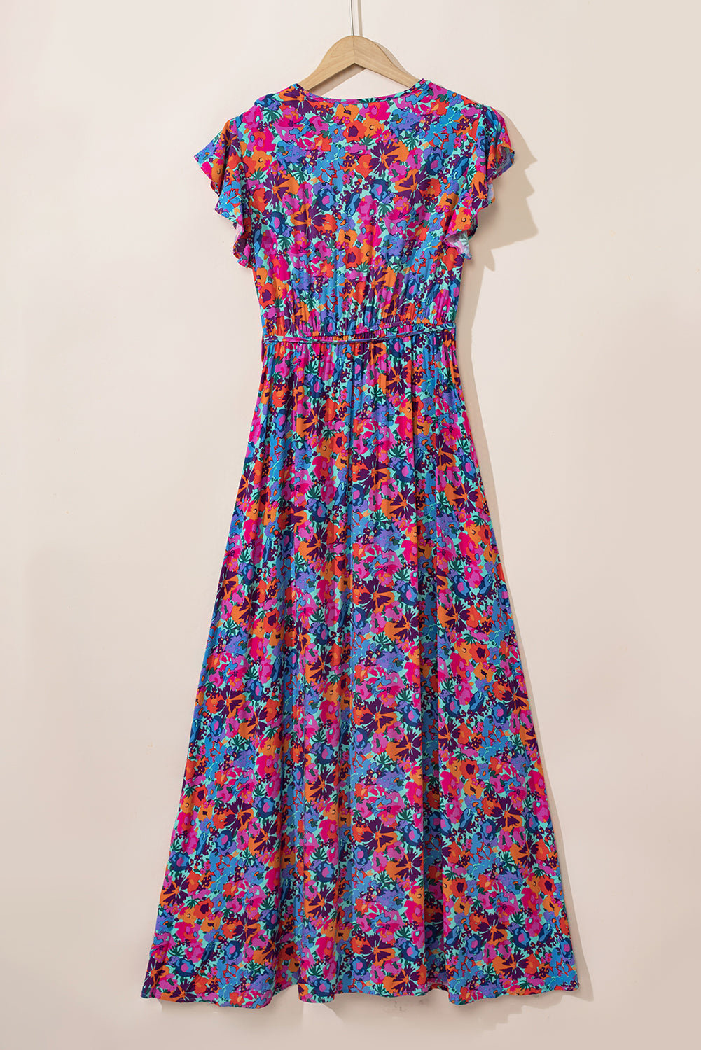 Blue Boho Floral Print V Neck Wrap Split Maxi DressMaterial:100%Viscose



		This high waist dress elongates the silhouette and creates a flattering hourglass shape
	
	
		The side slit adds a touch of allure and