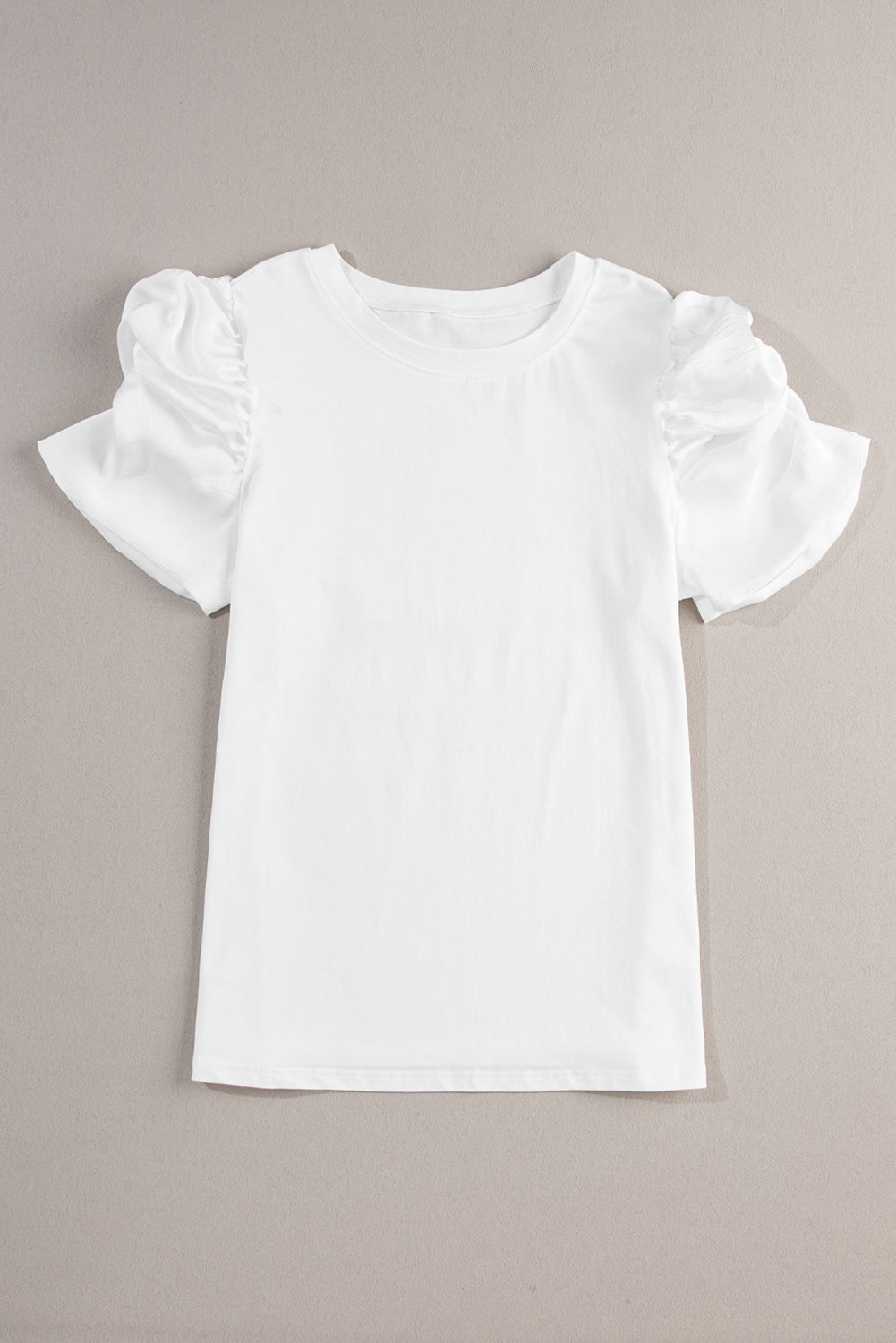 White Ruched Puff Sleeve Solid Color BlouseMaterial:95%Cotton+5%Elastane


	


		The blouse is made from a soft and comfortable fabric, ensuring a pleasant and cozy wearing experience.
	
	
		With its r