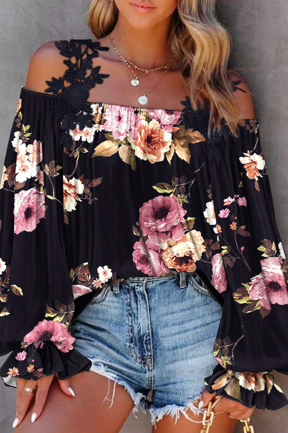 Black Floral Print Lace Loose Off Shoulder BlouseMaterial:100%Polyester



		The cold shoulder
design makes this blouse much sexier than you think
	
	
		The sleekness and
silkiness touch gives endless comfor