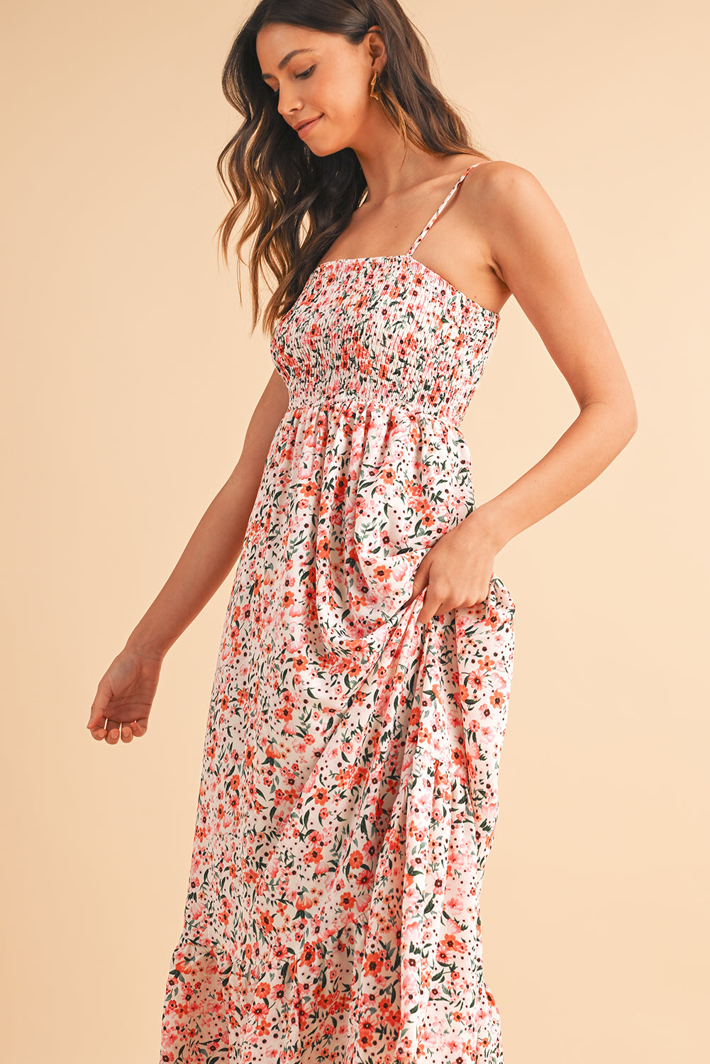 White Boho Floral Self-tie Smocked Ruffle Maxi DressMaterial:100%Polyester


	


		The maxi dress showcases a bohemian-inspired style with its floral print and smocked details, perfect for embracing a romantic and