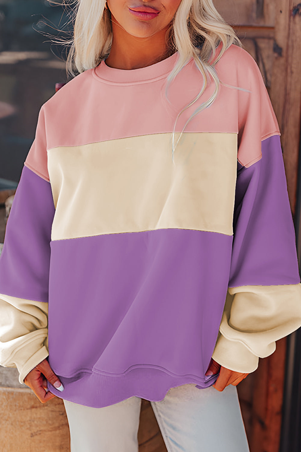 Bright Pink Colorblock Patchwork Drop Shoulder SweatshirtMaterial:70%Polyester+30%Cotton

• Embrace a blend of casual charm and trendy style with our sweatshirt, perfect for a relaxed yet fashionable look. 
• Crafted wit