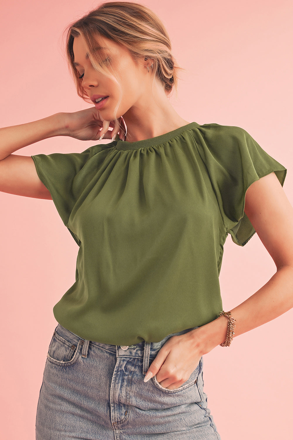 Violet Solid Color Pleated Flutter Sleeve Satin BlouseMaterial:100%Polyester



		This satin top is soft and sleek
	
	
		The shiny satin fabric makes this top looks elegant and luxurious
	
	
		The pleated detail