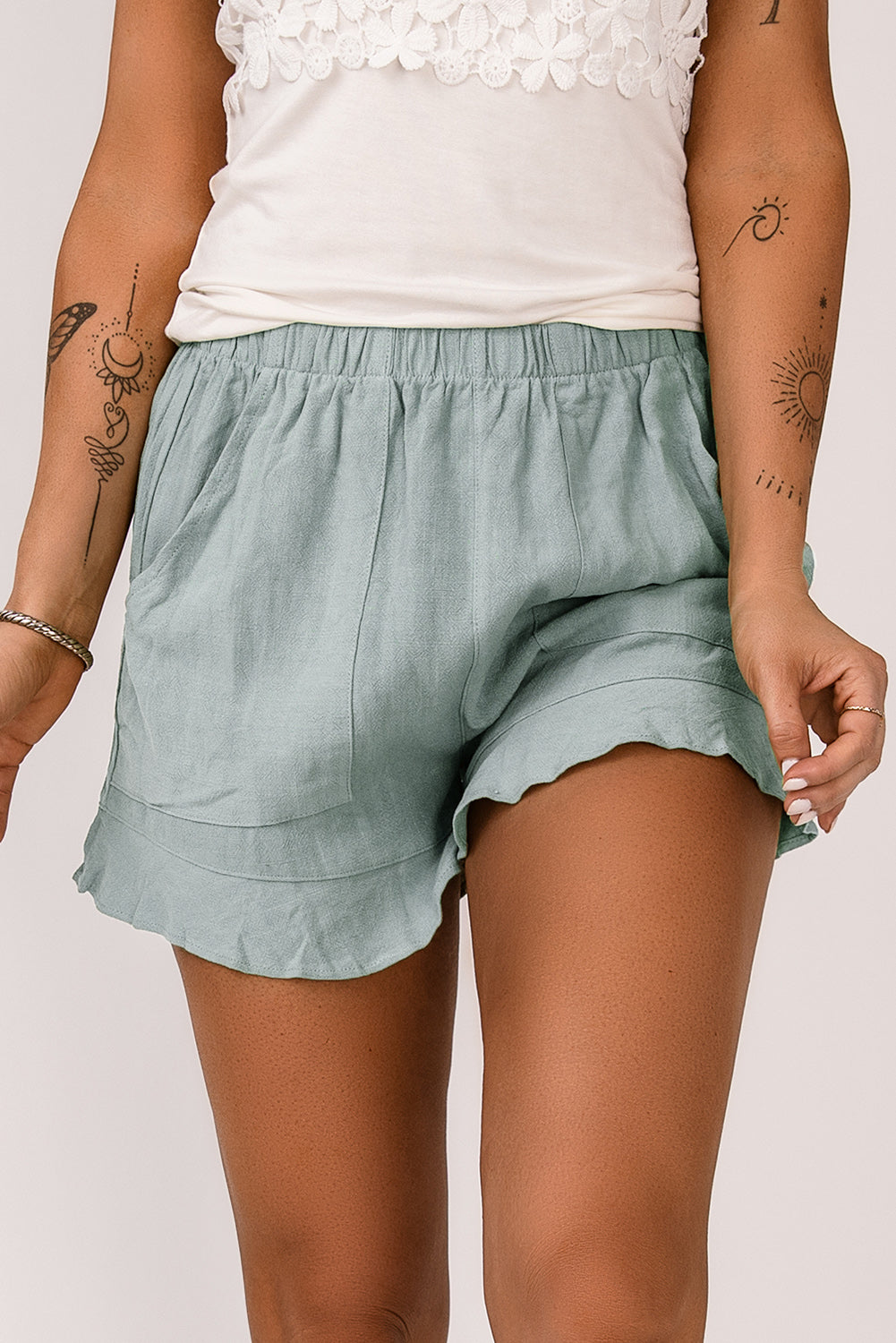 Green Casual High Waist Pocketed Ruffle Shorts