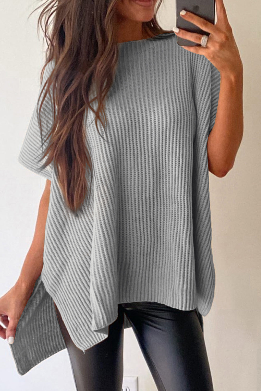 Apricot Side Slit Short Sleeve Oversized SweaterMaterial:55%Acrylic+45%Cotton



		The sweater is a comfortable and chic addition to your wardrobe. Made from breathable, lightweight, and stretchy knitted fabric,