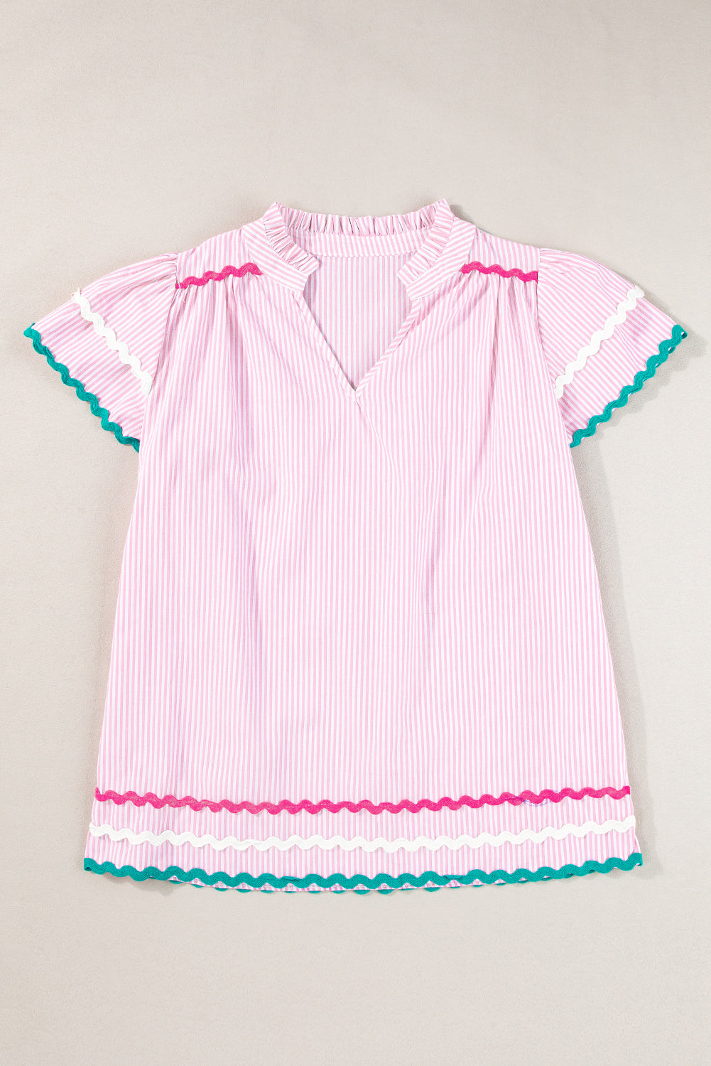 Sky Blue Striped Ricrac Splicing Frill V-Neck BlouseMaterial:100%Cotton



		Playful stripes: This blouse features a fun striped pattern with flirty frill details and a flattering V-neck.
	
	
		Chic and charming: